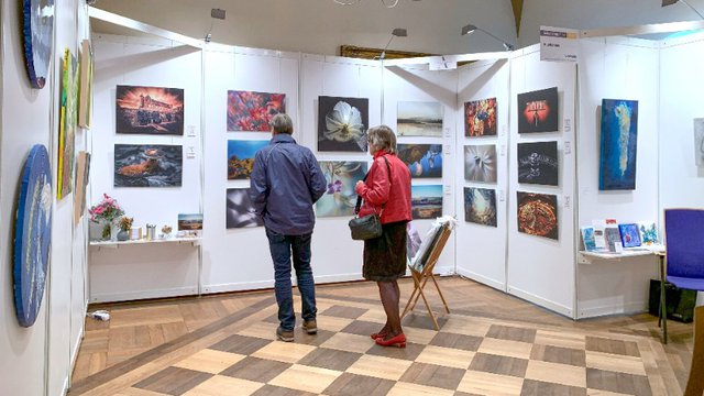 Auf der ARTe Kunstmesse Stettenfels; © ARTe Kunstmessen GmbH -1.jpg