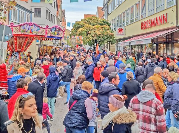 MARTINI MARKT Öhringen - Gans schön was los beim MARTINI MARKT in Öhringen.jpg