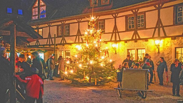 Burg Katzenstein Weihnachtsmarkt (255).jpg